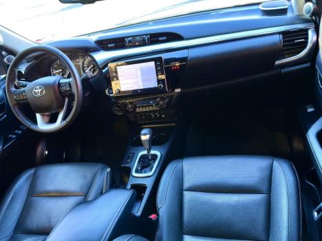 TOYOTA Hilux Caminhonete 2.8 16V SRX 4X4 DIESEL CABINE DUPLA AUTOM�TICO, Foto 13