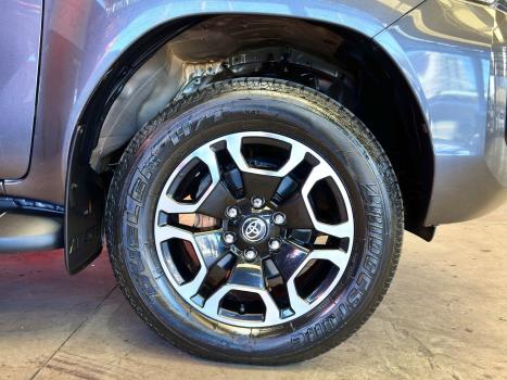 TOYOTA Hilux Caminhonete 2.8 16V SRX 4X4 DIESEL CABINE DUPLA AUTOM�TICO, Foto 15