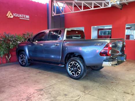 TOYOTA Hilux Caminhonete 2.8 16V SRX 4X4 DIESEL CABINE DUPLA AUTOM�TICO, Foto 16