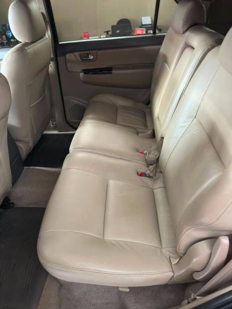 TOYOTA Hilux Caminhonete 3.0 16V 4P 4X4 SRV TURBO DIESEL CABINE DUPLA AUTOM�TICO, Foto 8