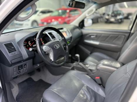 TOYOTA Hilux Caminhonete 2.7 16V 4P SRV FLEX 4X4  CABINE DUPLA AUTOM�TICO, Foto 7
