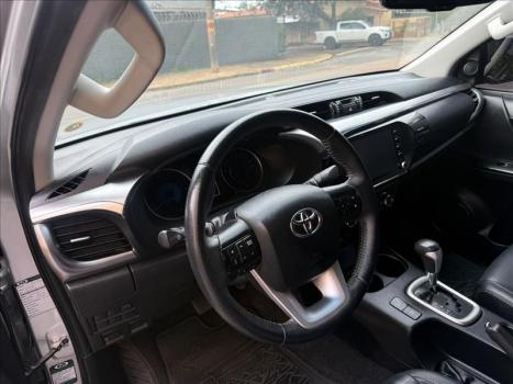 TOYOTA Hilux Caminhonete 2.8 16V SRV 4X4 DIESEL CABINE DUPLA AUTOM�TICO, Foto 6