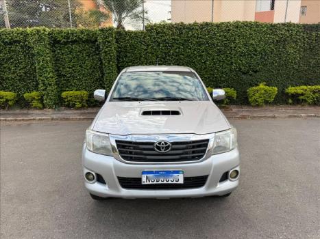 TOYOTA Hilux Caminhonete 3.0 4P 4X4 DIESEL CABINE DUPLA, Foto 2