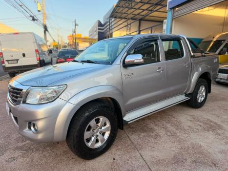 TOYOTA Hilux Caminhonete 2.7 16V 4P SRV FLEX 4X4  CABINE DUPLA AUTOM�TICO, Foto 3