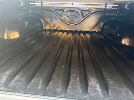TOYOTA Hilux Caminhonete 2.7 16V 4P SRV FLEX 4X4  CABINE DUPLA AUTOM�TICO, Foto 13