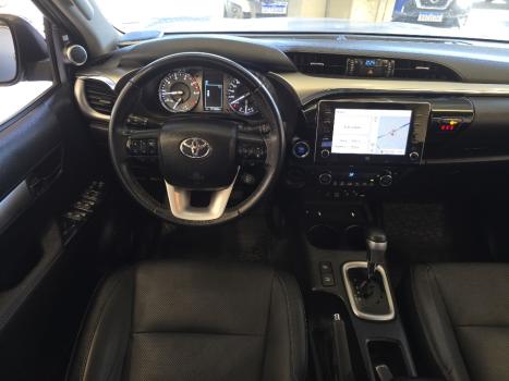 TOYOTA Hilux Caminhonete 2.8 16V SRX 4X4 DIESEL CABINE DUPLA AUTOM�TICO, Foto 11