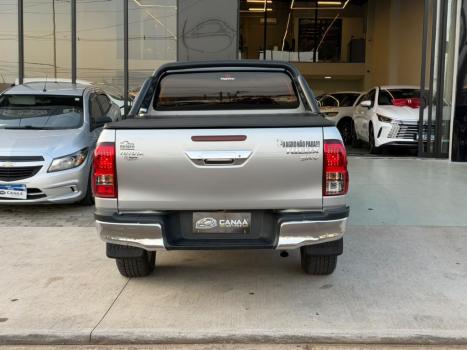 TOYOTA Hilux Caminhonete 2.8 16V SRV 4X4 DIESEL CABINE DUPLA AUTOMÁTICO, Foto 5