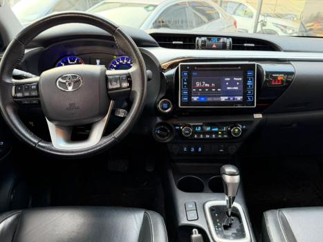 TOYOTA Hilux Caminhonete 2.8 16V SRV 4X4 DIESEL CABINE DUPLA AUTOMÁTICO, Foto 7