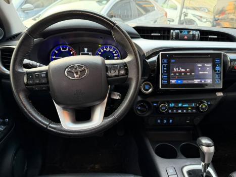 TOYOTA Hilux Caminhonete 2.8 16V SRV 4X4 DIESEL CABINE DUPLA AUTOMÁTICO, Foto 8