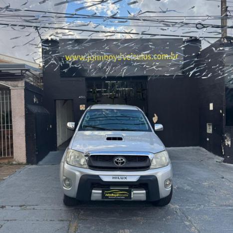 TOYOTA Hilux Caminhonete 3.0 4P 4X4 SRV TURBO DIESEL CABINE DUPLA AUTOMÁTICO, Foto 2