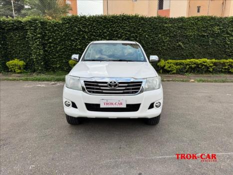 TOYOTA Hilux Caminhonete 2.7 16V 4P FLEX STD 4X4 CABINE DUPLA, Foto 3