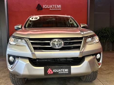 TOYOTA Hilux SW4 2.7 16V 4P FLEX SRV 7 LUGARES AUTOMTICO, Foto 4