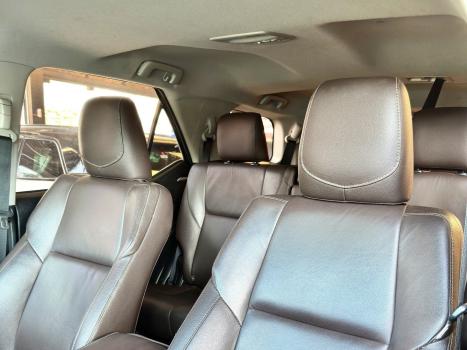 TOYOTA Hilux SW4 2.7 16V 4P FLEX SRV 7 LUGARES AUTOMTICO, Foto 10