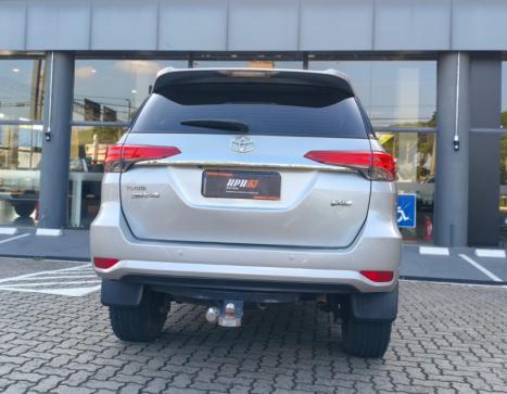 TOYOTA Hilux SW4 2.7 16V 4P SR FLEX AUTOM�TICO, Foto 6