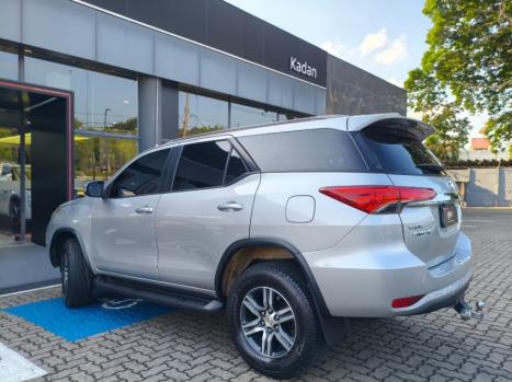 TOYOTA Hilux SW4 2.7 16V 4P SR FLEX AUTOM�TICO, Foto 5