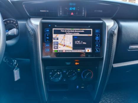 TOYOTA Hilux SW4 2.7 16V 4P SR FLEX AUTOM�TICO, Foto 10