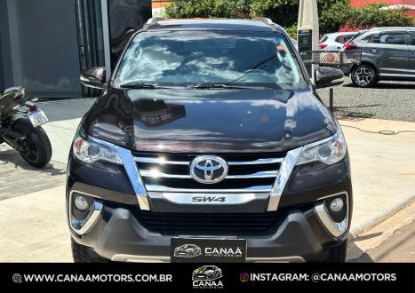 TOYOTA Hilux SW4 2.7 16V 4P FLEX SR 7 LUGARES AUTOM�TICO, Foto 3