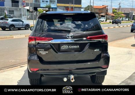 TOYOTA Hilux SW4 2.7 16V 4P FLEX SR 7 LUGARES AUTOM�TICO, Foto 6