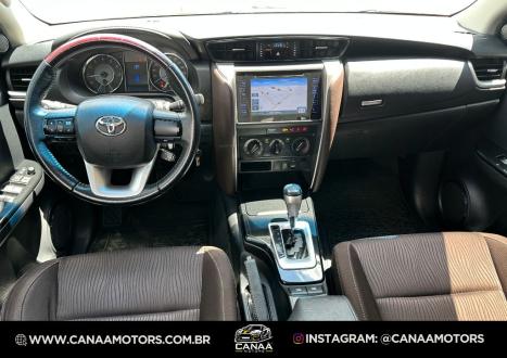 TOYOTA Hilux SW4 2.7 16V 4P FLEX SR 7 LUGARES AUTOM�TICO, Foto 12