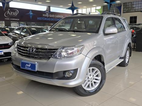 TOYOTA Hilux SW4 2.7 16V 4P SR AUTOM�TICO, Foto 3