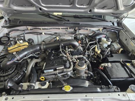 TOYOTA Hilux SW4 2.7 16V 4P SR AUTOM�TICO, Foto 18