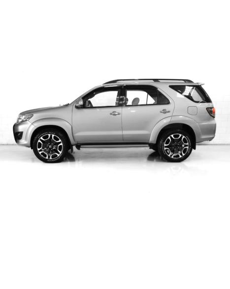 TOYOTA Hilux SW4 2.7 16V 4P SR FLEX, Foto 2