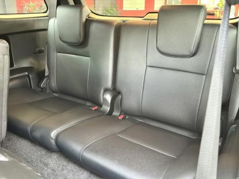 TOYOTA Hilux SW4 2.8 4P SRX 4X4 DIAMOND 7 LUGARES TURBO DIESEL AUTOMTICO, Foto 18