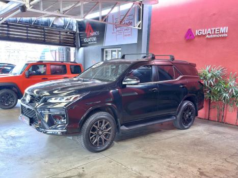 TOYOTA Hilux SW4 2.8 4P SRX 4X4 DIAMOND 7 LUGARES TURBO DIESEL AUTOMTICO, Foto 22