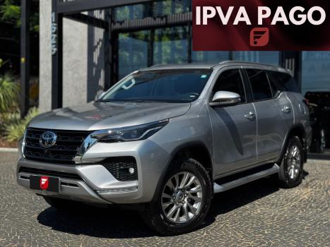 TOYOTA Hilux SW4 2.8 16V 4P GR-S 7 LUGARES 4X4 TURBO DIESEL AUTOM�TICO, Foto 1