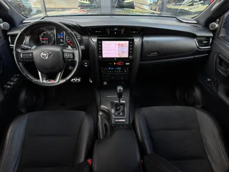 TOYOTA Hilux SW4 2.8 16V 4P GR-S 7 LUGARES 4X4 TURBO DIESEL AUTOM�TICO, Foto 9