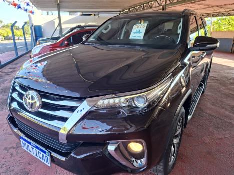 TOYOTA Hilux SW4 2.8 16V 4P SRX 4X4 7 LUGARES TURBO DIESEL AUTOM�TICO, Foto 1