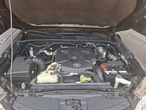 TOYOTA Hilux SW4 2.8 16V 4P SRX 4X4 7 LUGARES TURBO DIESEL AUTOM�TICO, Foto 15