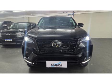 TOYOTA Hilux SW4 2.8 16V 4P SRX 4X4 7 LUGARES TURBO DIESEL AUTOM�TICO, Foto 2