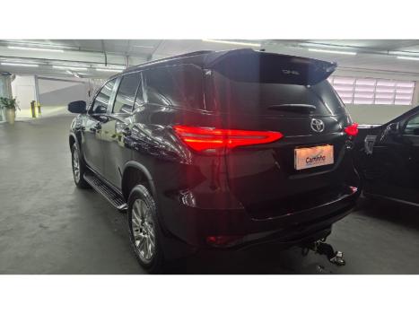 TOYOTA Hilux SW4 2.8 16V 4P SRX 4X4 7 LUGARES TURBO DIESEL AUTOM�TICO, Foto 7