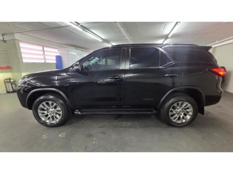 TOYOTA Hilux SW4 2.8 16V 4P SRX 4X4 7 LUGARES TURBO DIESEL AUTOM�TICO, Foto 8