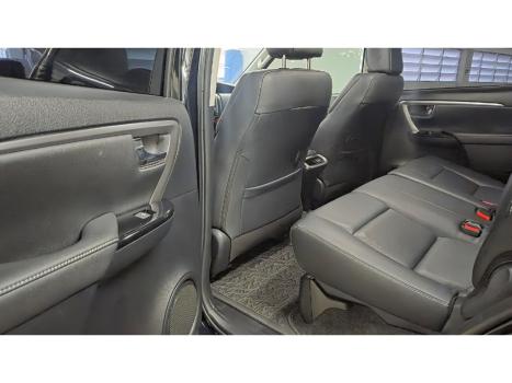 TOYOTA Hilux SW4 2.8 16V 4P SRX 4X4 7 LUGARES TURBO DIESEL AUTOM�TICO, Foto 9