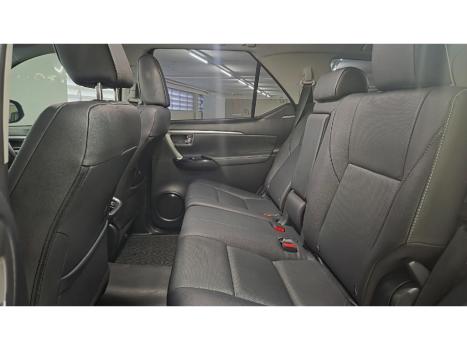 TOYOTA Hilux SW4 2.8 16V 4P SRX 4X4 7 LUGARES TURBO DIESEL AUTOM�TICO, Foto 10