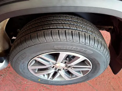 TOYOTA Hilux SW4 2.8 16V 4P SRX 4X4 7 LUGARES TURBO DIESEL AUTOM�TICO, Foto 14