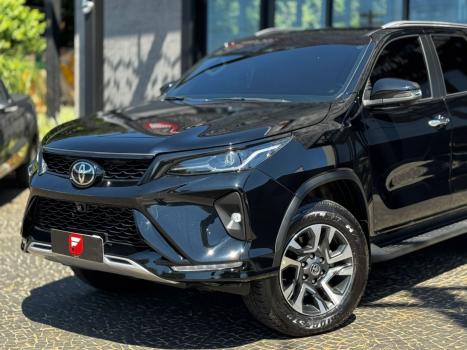 TOYOTA Hilux SW4 2.8 16V 4P SRX PLATINUM 4X4 7 LUGARES TURBO DIESEL AUTOM�TICO, Foto 2