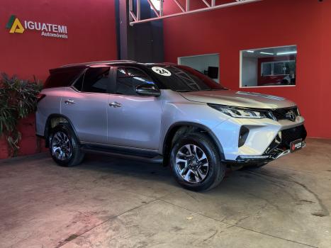 TOYOTA Hilux SW4 2.8 4P SRX 4X4 DIAMOND 7 LUGARES TURBO DIESEL AUTOM�TICO, Foto 7