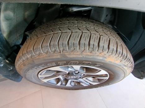 TOYOTA Hilux SW4 2.8 4P SRX 4X4 TURBO DIESEL AUTOM�TICO, Foto 11