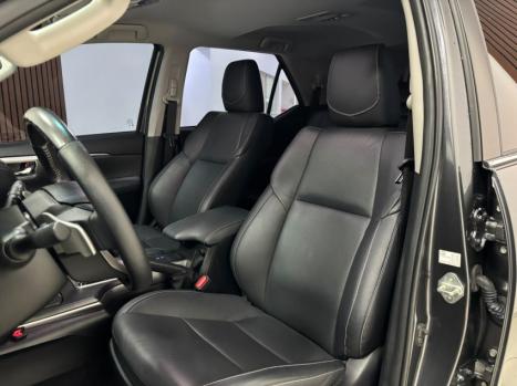 TOYOTA Hilux SW4 2.8 16V 4P SRX PLATINUM 4X4 7 LUGARES TURBO DIESEL AUTOM�TICO, Foto 11