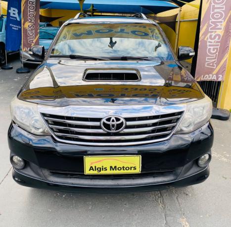 TOYOTA Hilux SW4 3.0 16V 4P SRV 4X4 7 LUGARES TURBO DIESEL AUTOMTICO, Foto 4