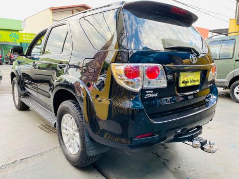 TOYOTA Hilux SW4 3.0 16V 4P SRV 4X4 7 LUGARES TURBO DIESEL AUTOMTICO, Foto 13