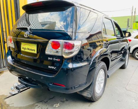 TOYOTA Hilux SW4 3.0 16V 4P SRV 4X4 7 LUGARES TURBO DIESEL AUTOMTICO, Foto 15