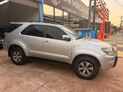 TOYOTA Hilux SW4 3.0 V6 12V 4P SRV 4X4 TURBO DIESEL AUTOMTICO, Foto 4