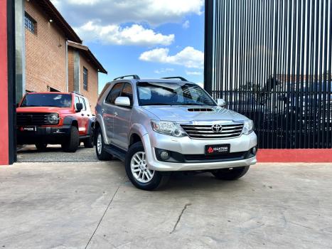 TOYOTA Hilux SW4 3.0 16V 4P SR 4X4 TURBO DIESEL AUTOM�TICO, Foto 12