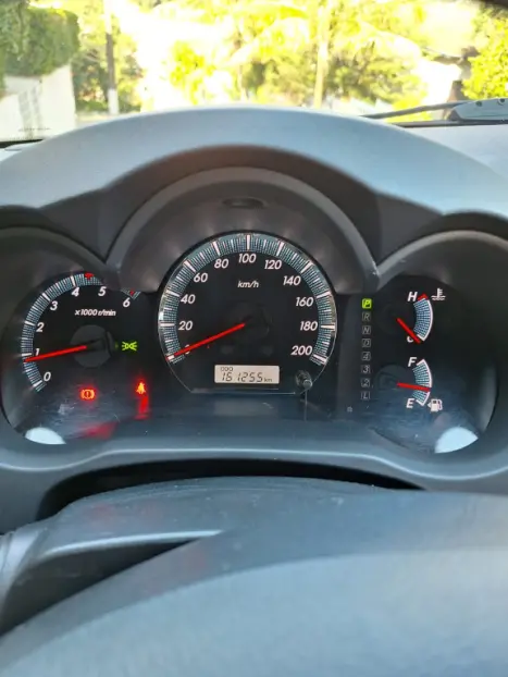 TOYOTA Hilux SW4 3.0 16V 4P SRV 4X4 7 LUGARES TURBO DIESEL AUTOM�TICO, Foto 15