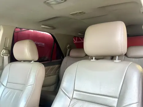 TOYOTA Hilux SW4 3.0 16V 4P SR 4X4 TURBO DIESEL AUTOM�TICO, Foto 7