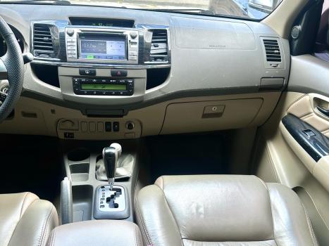 TOYOTA Hilux SW4 3.0 16V 4P SR 4X4 TURBO DIESEL AUTOM�TICO, Foto 15